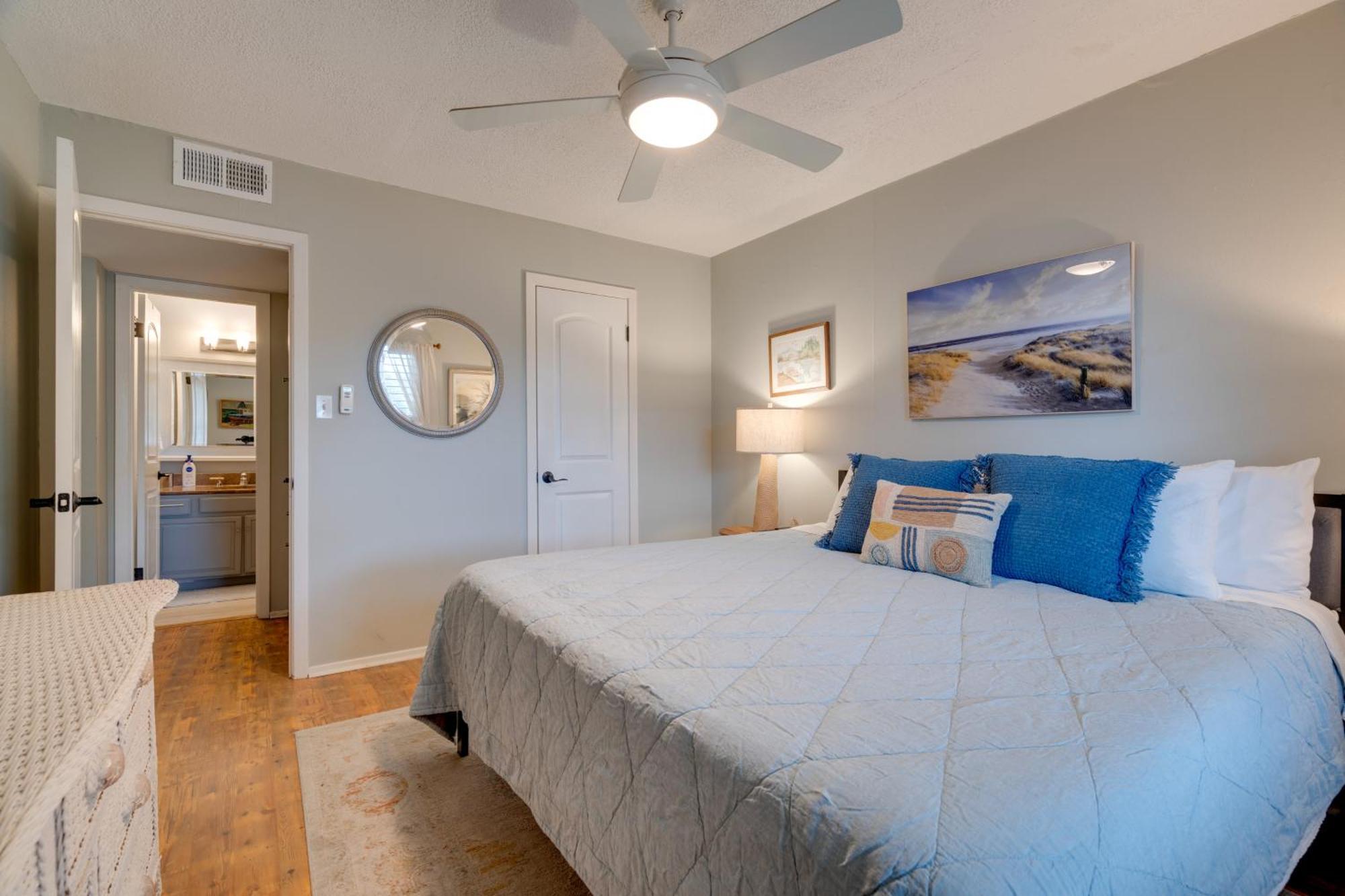 Waterfront Lake Travis Home With Pool Access! Point Venture ภายนอก รูปภาพ