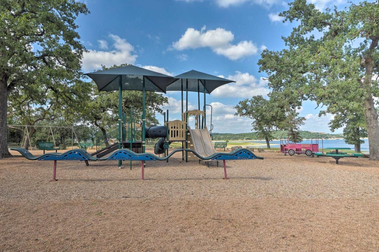 Waterfront Lake Travis Home With Pool Access! Point Venture ภายนอก รูปภาพ