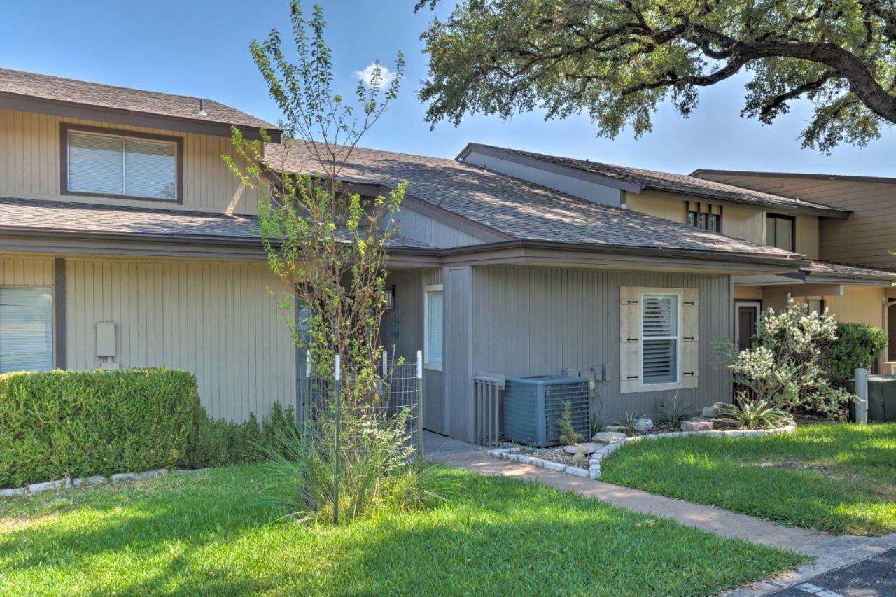 Waterfront Lake Travis Home With Pool Access! Point Venture ภายนอก รูปภาพ