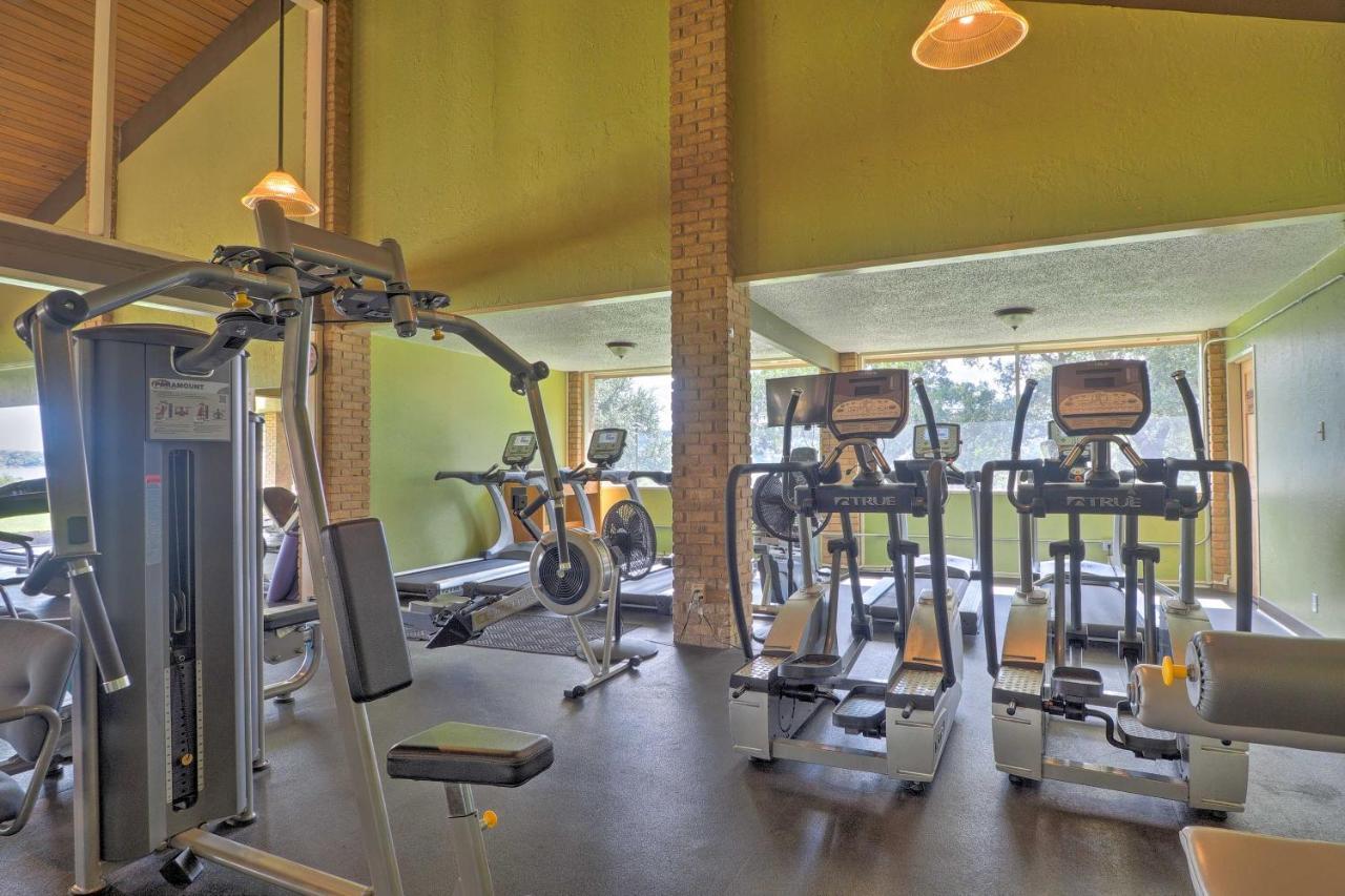 Waterfront Lake Travis Home With Pool Access! Point Venture ภายนอก รูปภาพ